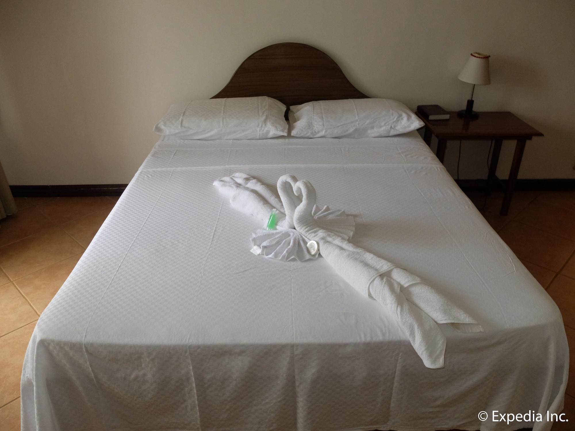 Turtle Inn Resort Manoc-Manoc Екстериор снимка