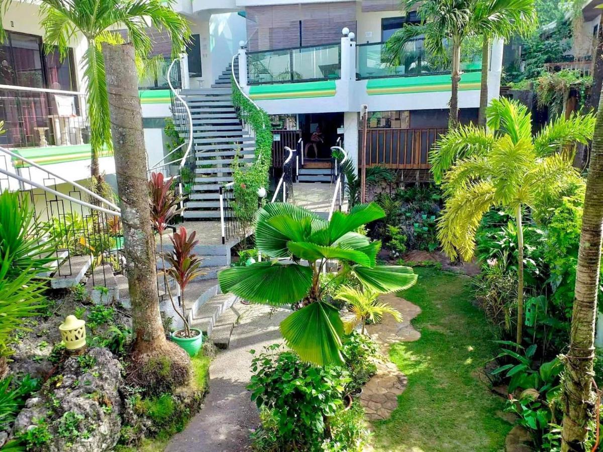 Turtle Inn Resort Manoc-Manoc Екстериор снимка